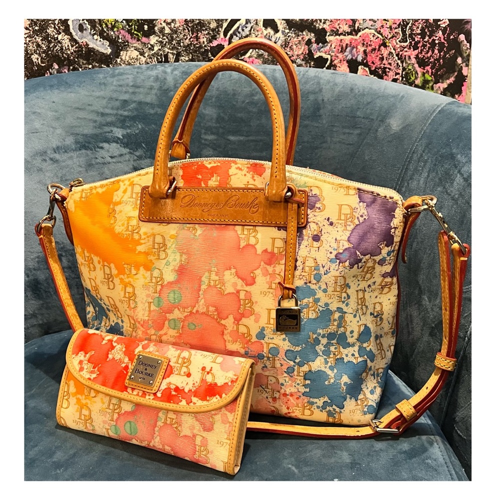 🎉HP! ‼️ Dooney & Bourke Purse & Wallet limited edition paint splatter